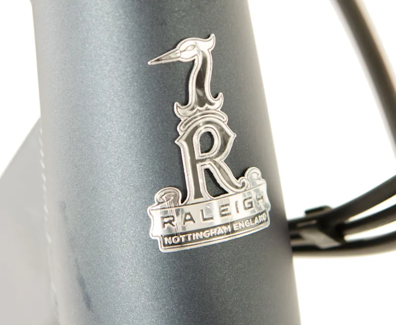 Raleigh Motus Cross Bar Frame Bike in Grey and Blue